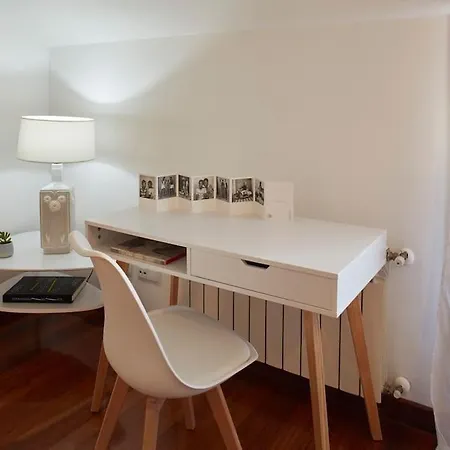 Con Terraza A Un Paso De La Playa *