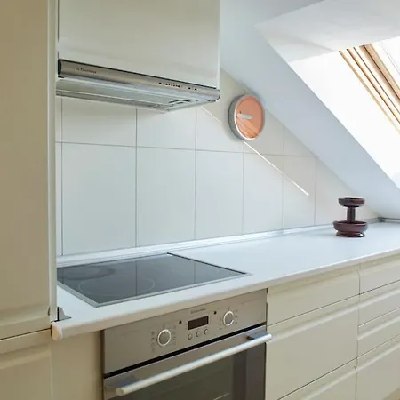 Con Terraza A Un Paso De La Playa Apartamento