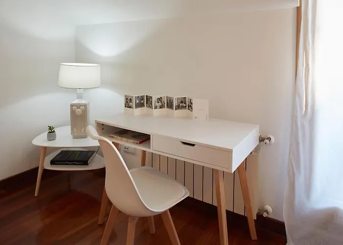 Con Terraza A Un Paso De La Playa *